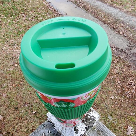 Festive Christmas insulated screw top tumbler red green white - Picture 2 of 3